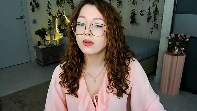 SereneFlame online show from 04/26/26, 07:22