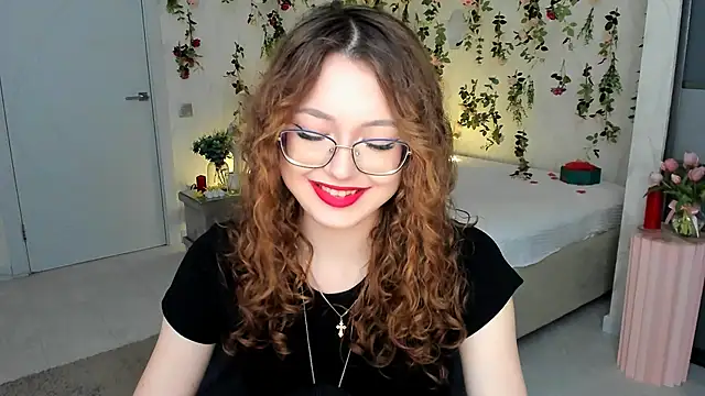 SereneFlame online show from 04/13/26, 04:00