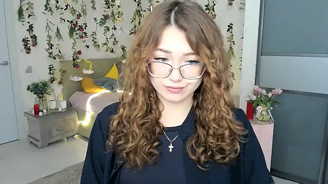 SereneFlame online show from 06/02/26, 10:04