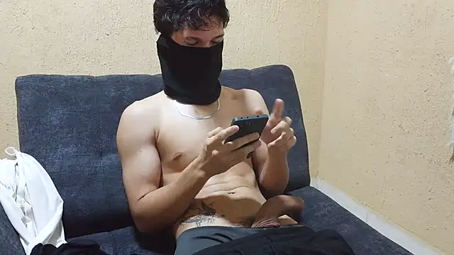Danielraz online show from 07/03/26, 01:56
