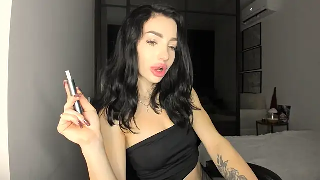 Snapshot of NancyLovee_ chatting on 10/17/25, 07:00 NancyLovee online show from 10/17/25, 07:00