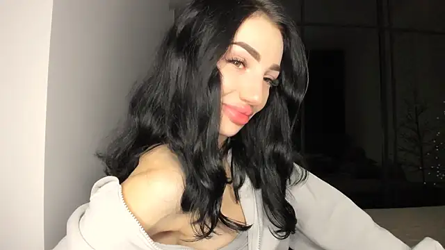 NancyLovee  online show from 11/28/25, 10:59