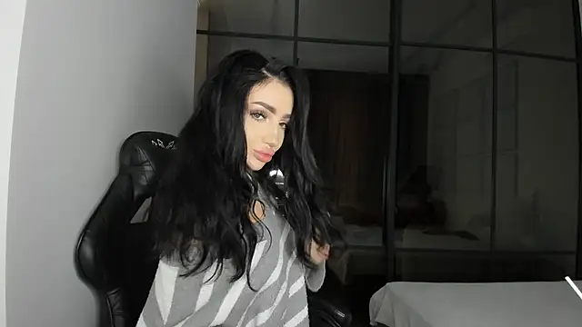 Snapshot of NancyLovee_ chatting on 09/18/25, 10:29 NancyLovee online show from 09/18/25, 10:29