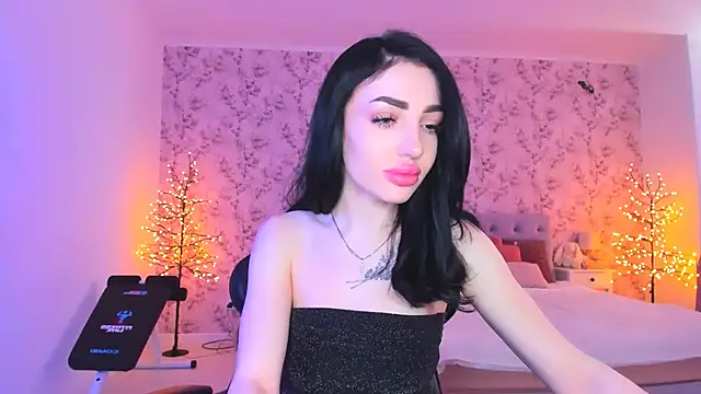 NancyLovee  online show from 03/28/26, 11:55