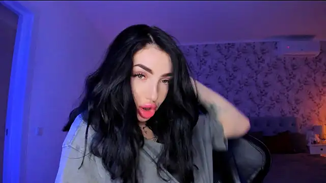 Snapshot of NancyLovee_ chatting on 07/01/26, 07:47 NancyLovee online show from 07/01/26, 07:47