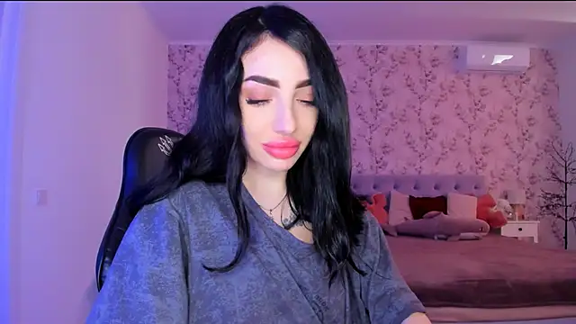 Snapshot of NancyLovee_ chatting on 06/16/26, 12:27 NancyLovee online show from 06/16/26, 12:27