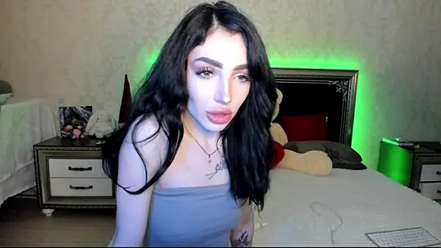 Snapshot of NancyLovee_ chatting on 02/15/25, 01:21 NancyLovee online show from 02/15/25, 01:21