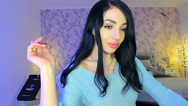 NancyLovee  online show from 12/21/25, 09:04