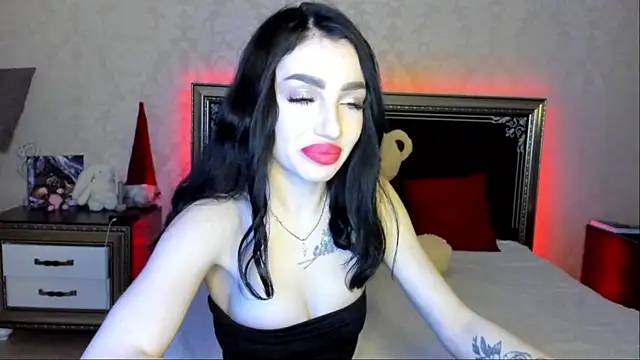 Snapshot of NancyLovee_ chatting on 02/13/25, 08:24 NancyLovee online show from 02/13/25, 08:24