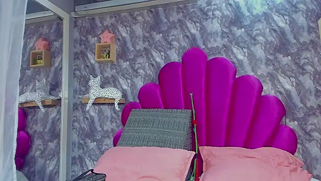 EMMAPARISS online show from 10/11/25, 11:55