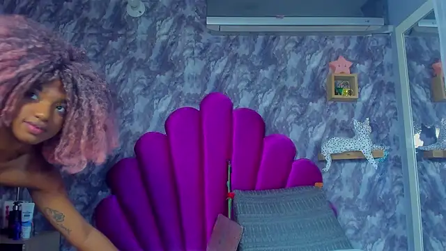 EMMAPARISS online show from 03/28/26, 12:06