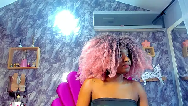 EMMAPARISS online show from 12/22/25, 11:54