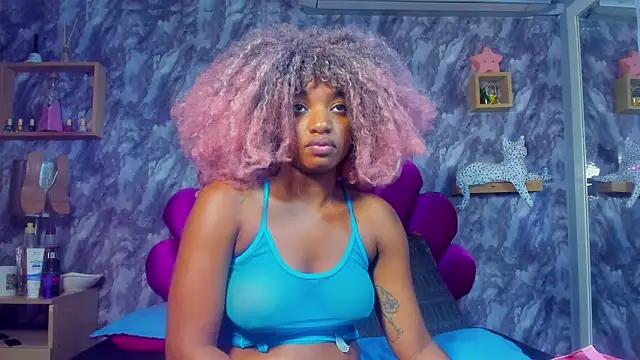 EMMAPARISS online show from 02/19/26, 12:02