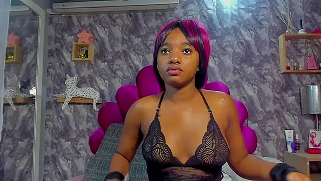 EMMAPARISS online show from 11/14/25, 12:20