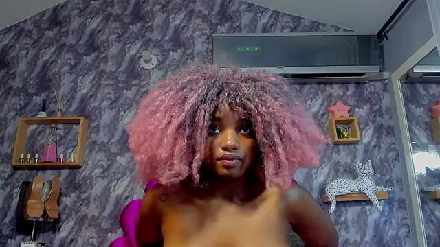 EMMAPARISS online show from 02/09/26, 11:52