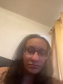 gloria7v05 online show from 04/15/26, 02:21