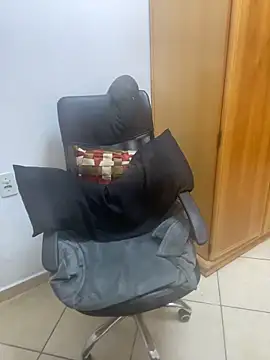 gloria7v05 online show from 02/18/26, 01:07