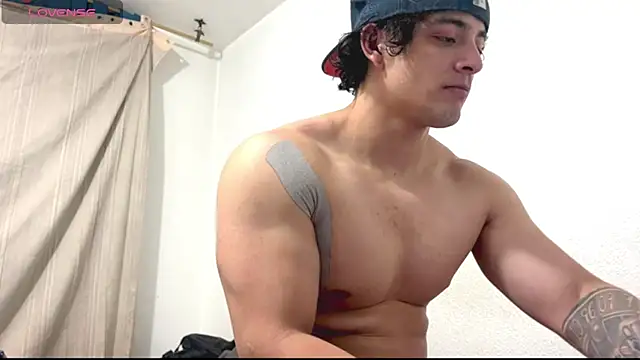 logan x3 online show from 05/13/26, 04:08