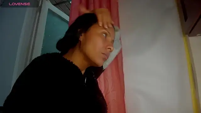 Nenita Hot  online show from 11/12/25, 06:56