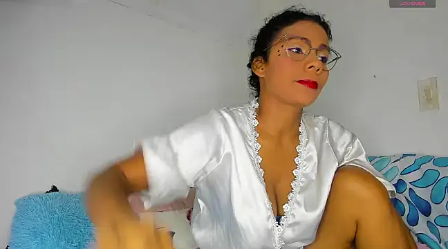 Snapshot of Nenita_Hot_ chatting on 03/13/25, 09:37 Nenita Hot online show from 03/13/25, 09:37