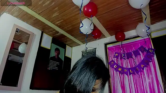 Snapshot of Nenita_Hot_ chatting on 09/25/25, 08:26 Nenita Hot online show from 09/25/25, 08:26