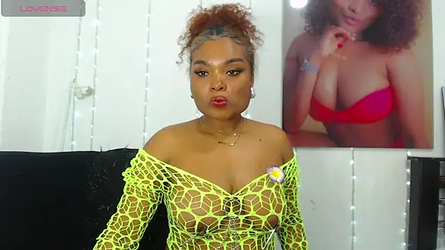 Snapshot of gianna_smith chatting on 02/28/25, 03:37 gianna smith online show from 02/28/25, 03:37