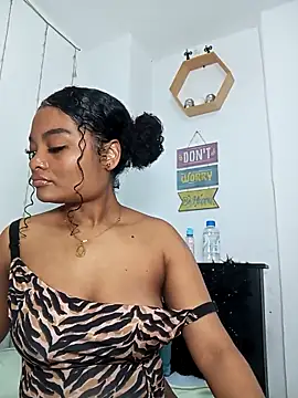 Snapshot of gianna_smith chatting on 02/27/26, 06:35 gianna smith online show from 02/27/26, 06:35