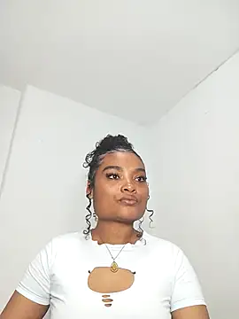 Snapshot of gianna_smith chatting on 02/22/26, 02:14 gianna smith online show from 02/22/26, 02:14