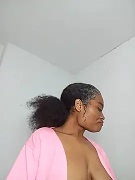 gianna smith online show from 05/18/26, 01:05