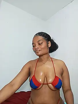 gianna smith online show from 05/17/26, 01:11