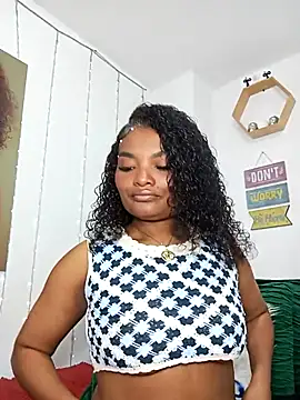 gianna smith online show from 10/30/25, 10:06