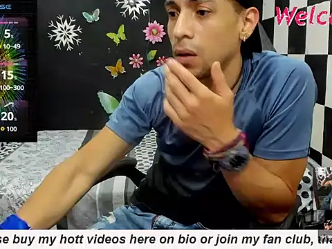 MikeRose94 online show from 02/01/26, 05:22