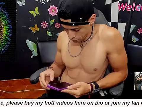 MikeRose94 online show from 02/07/26, 02:58