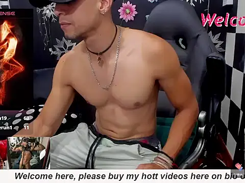 MikeRose94 online show from 11/01/25, 05:40