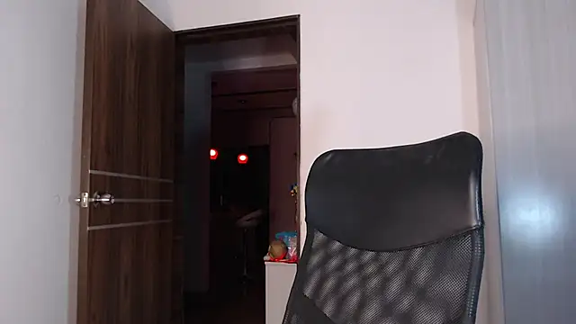 mistressbigcock777 online show from 09/18/25, 07:11