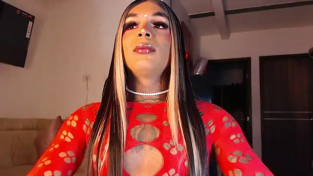 Snapshot of mistressbigcock777 chatting on 10/29/25, 05:50 mistressbigcock777 online show from 10/29/25, 05:50