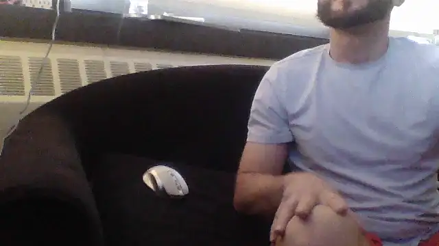 maccdaddy87 online show from 11/03/25, 07:39