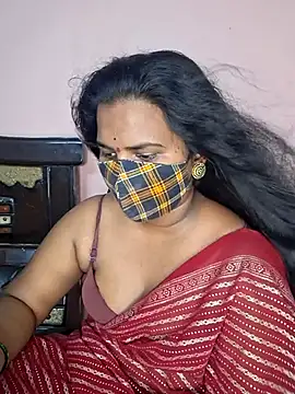 anitha906 online show from 09/08/25, 04:28