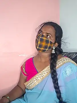 anitha906 online show from 09/23/25, 04:47