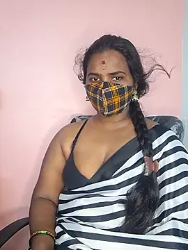 anitha906 online show from 09/24/25, 04:24