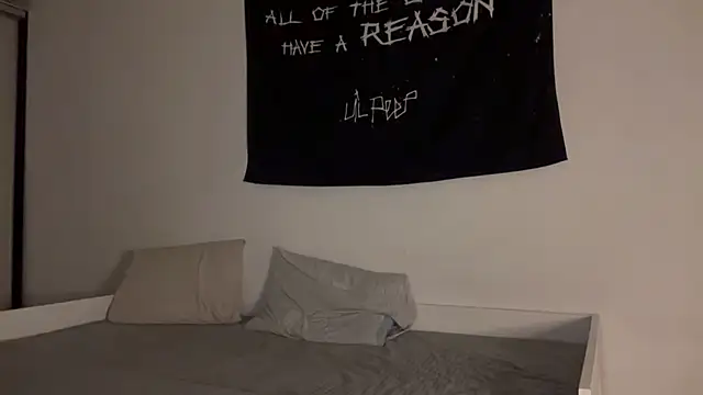 ur molly online show from 10/12/25, 04:19