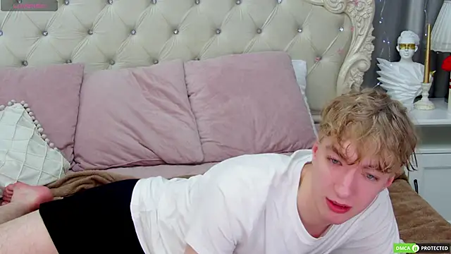 TrevorBenson online show from 10/11/25, 08:48