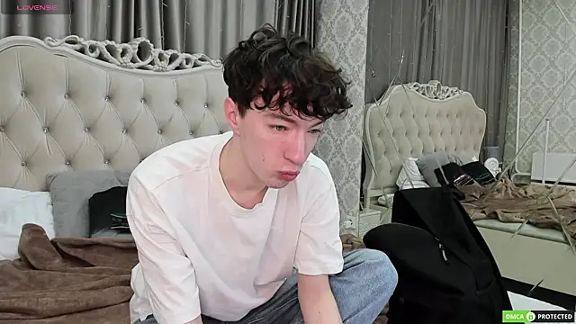 TrevorBenson online show from 09/27/25, 06:03