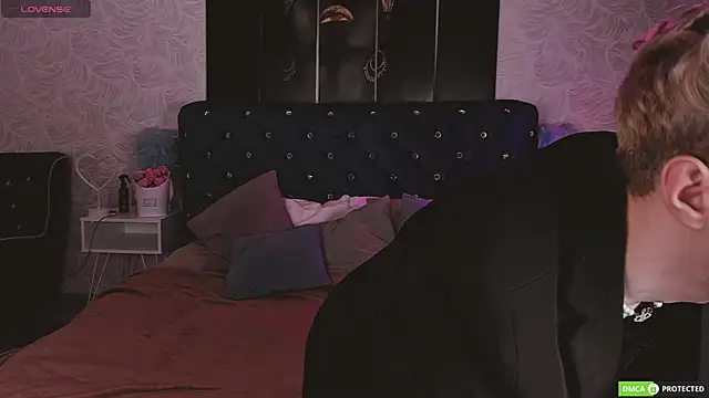 TrevorBenson online show from 11/11/25, 04:18