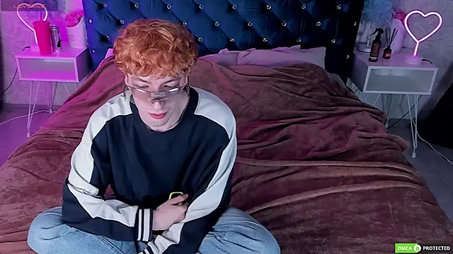 TrevorBenson online show from 10/01/25, 02:10