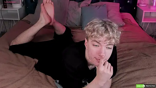 TrevorBenson online show from 11/14/25, 03:10