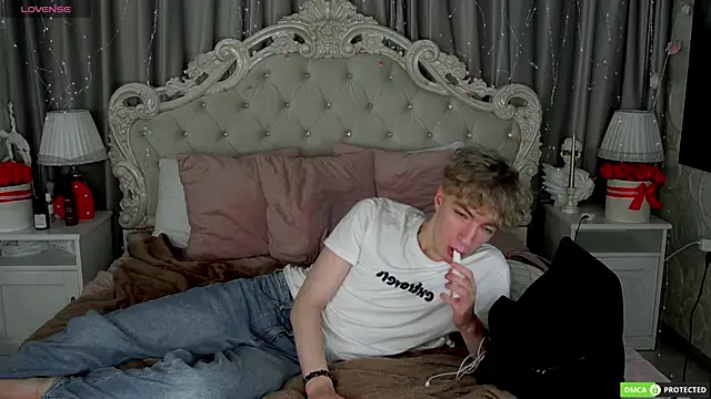 TrevorBenson online show from 10/05/25, 09:22