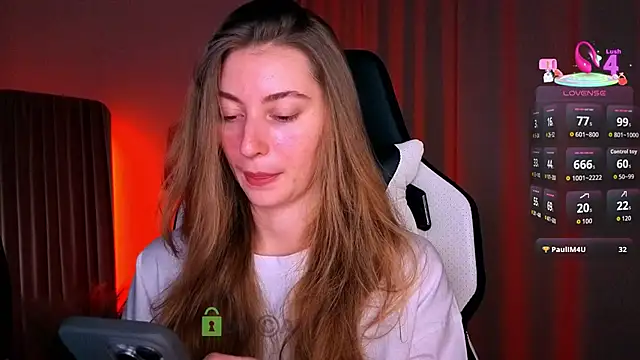 Snapshot of lady_curls chatting on 02/19/26, 12:07 lady curls online show from 02/19/26, 12:07