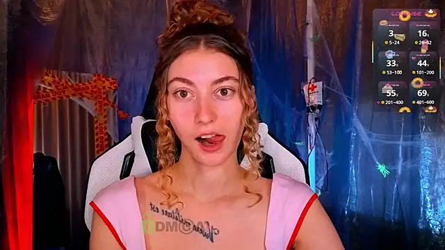 lady curls online show from 10/26/25, 11:27