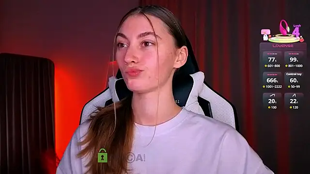 Snapshot of lady_curls chatting on 02/14/26, 09:59 lady curls online show from 02/14/26, 09:59